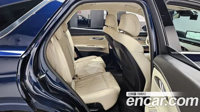 Genesis GV70 2.5T Бензин 2WD — Фото автомобиля 12