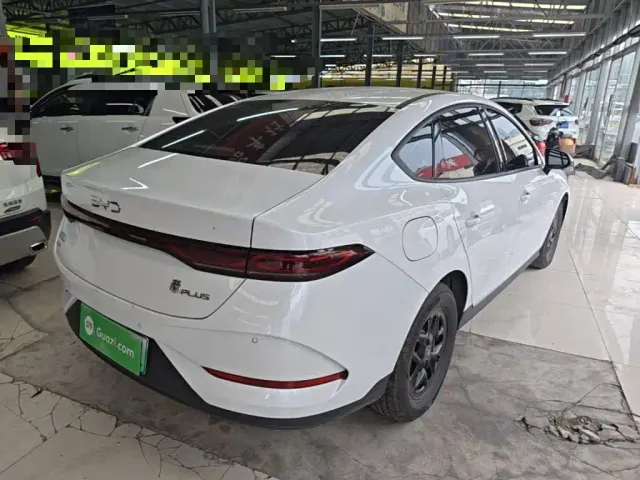 BYD Qin PLUS — Фото автомобиля 6