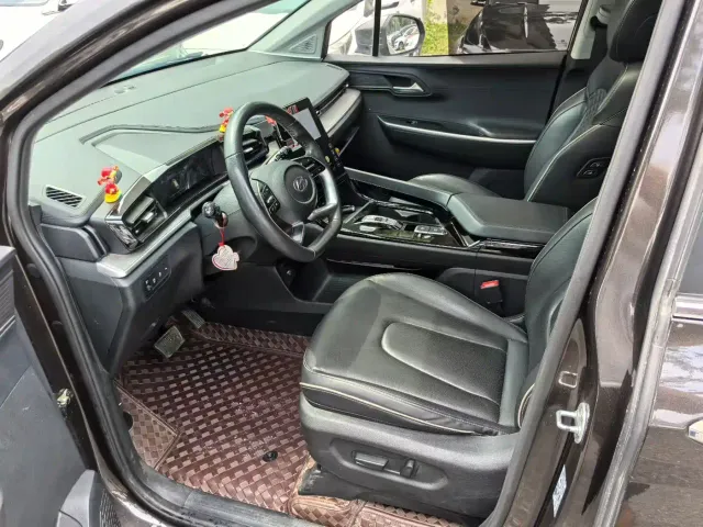 Hyundai Custo — Фото автомобиля 7