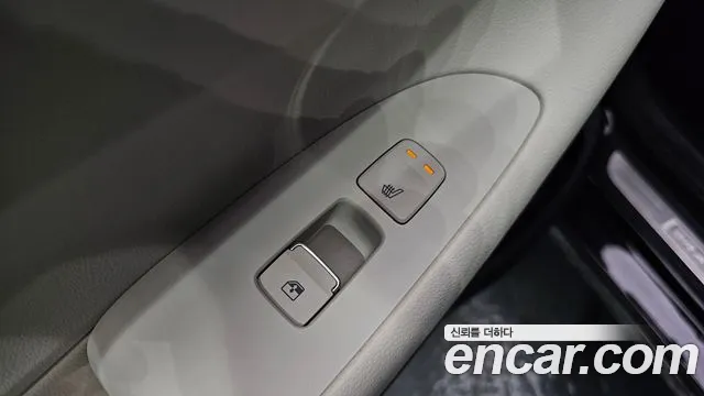 Hyundai Grandeur Grandeur (New) Hybrid — Фото автомобиля 29