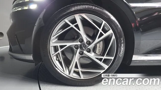Genesis G90 Бензин 3.5 турбо AWD — Фото автомобиля 5