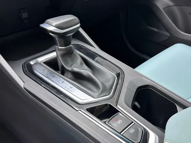 Geely Emgrand S — Фото автомобиля 8