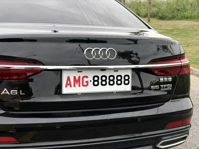 Audi A6L — Фото автомобиля 14