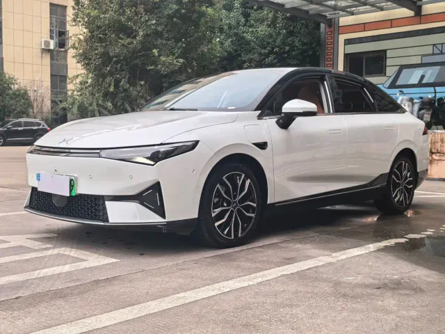 Фотография автомобиля — Xpeng P5