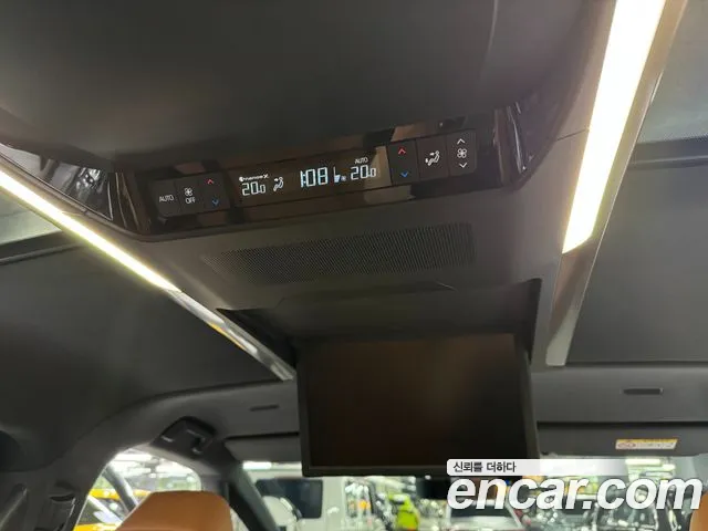 Toyota Alphard — Фото автомобиля 13
