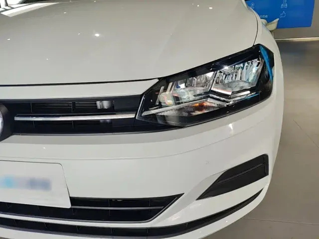 Volkswagen Polo — Фото автомобиля 17