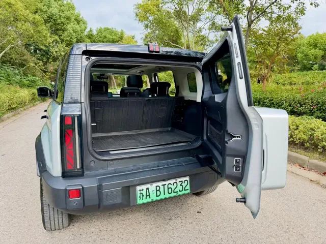 iCAR 03 — Фото автомобиля 11