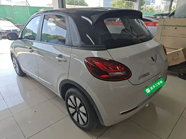 Wuling Bingo — Фото автомобиля 4