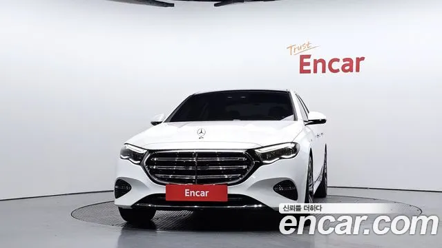 Mercedes-Benz E-Class W214 — Фото автомобиля 3