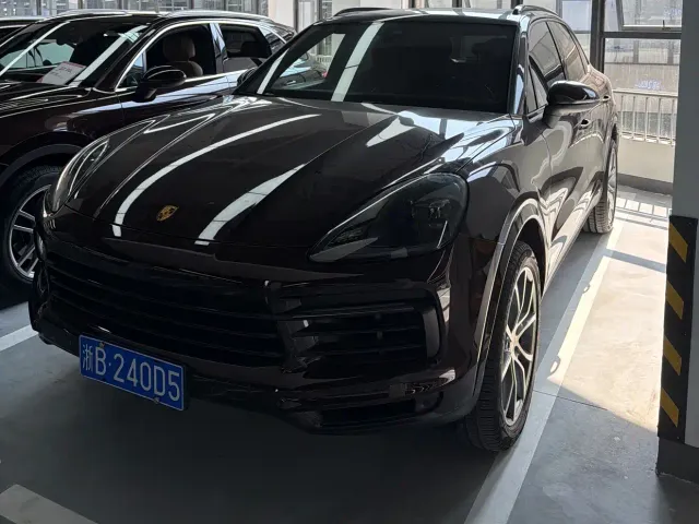 Фотография автомобиля — Porsche Cayenne