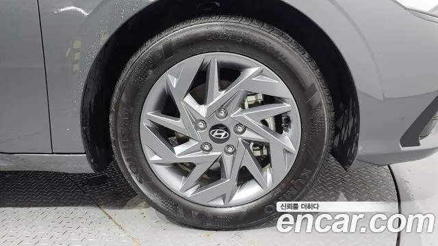 Hyundai Avante — Фото автомобиля 6