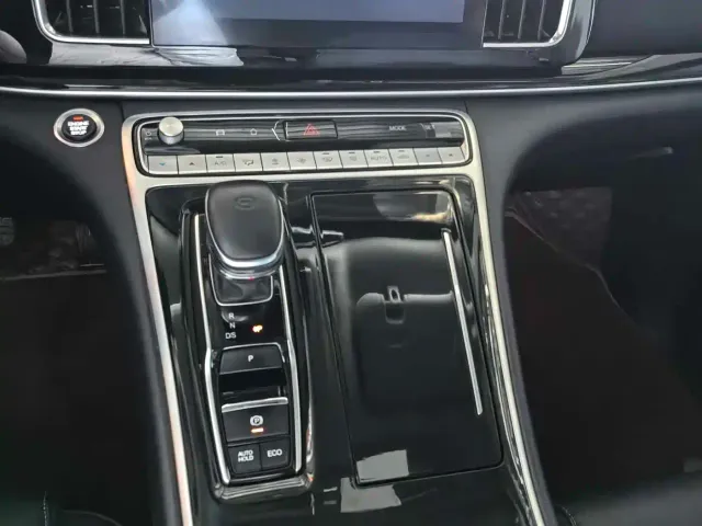 GAC Trumpchi M8 — Фото автомобиля 12