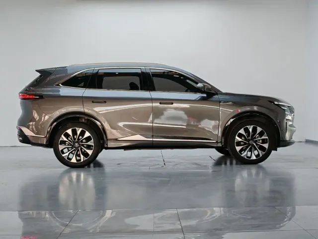 Changan CS75 Plus — Фото автомобиля 7