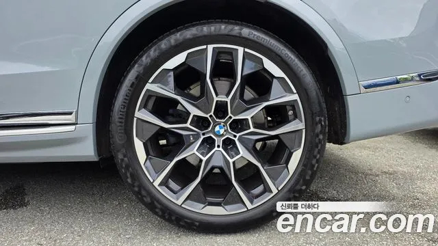 BMW X7 — Фото автомобиля 21