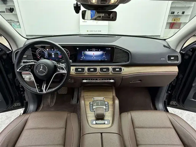 Mercedes-Benz GLE-Class — Фото автомобиля 14