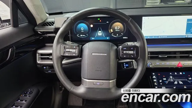 Hyundai Grandeur GN7 — Фото автомобиля 13