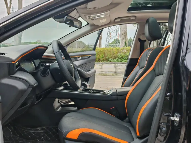 Dongfeng Yixuan MAX — Фото автомобиля 9