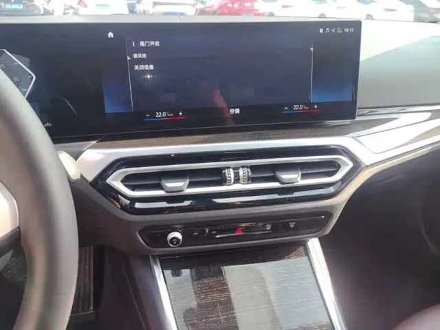 BMW 3 Series — Фото автомобиля 17
