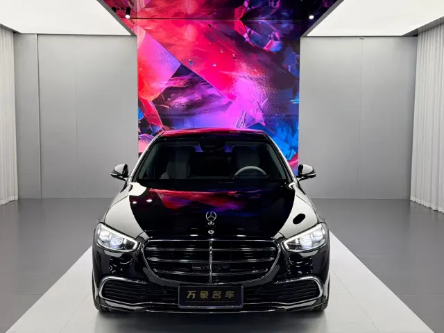 Mercedes-Benz S-Class — Фото автомобиля 3