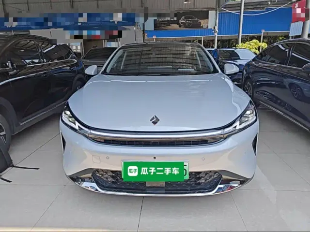 Baojun Xiangjing — Фото автомобиля 2