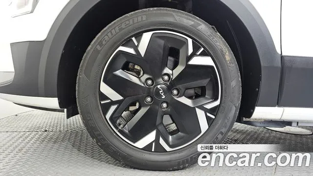 Kia Niro New — Фото автомобиля 5