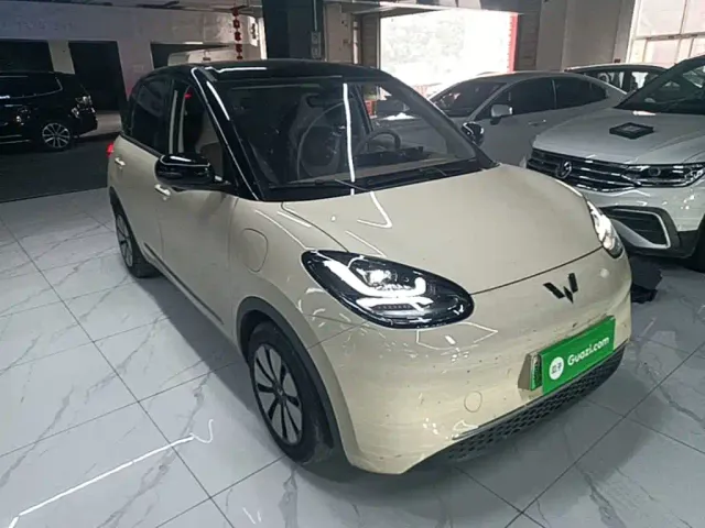 Wuling Bingo — Фото автомобиля 3
