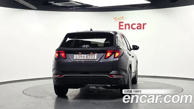 Hyundai Tucson Tucson (NX4) Дизель 2.0 2WD — Фото автомобиля 4