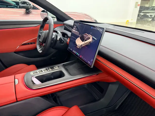 Xiaomi Auto Xiaomi SU7 2024 AWD Extended Range Advanced Smart Driving Max Edition — Фото автомобиля 11