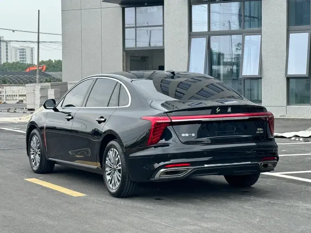 Hongqi H5 — Фото автомобиля 11