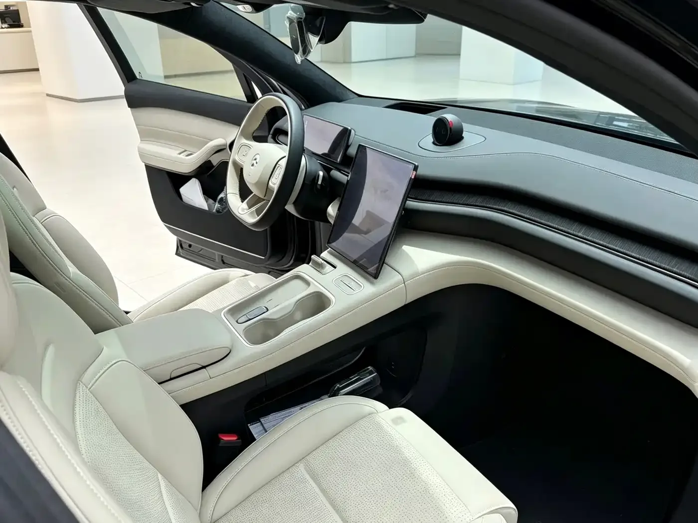 NIO NIO ES6 2025 75kWh — Фото автомобиля 13