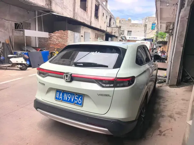 Honda Vezel — Фото автомобиля 10