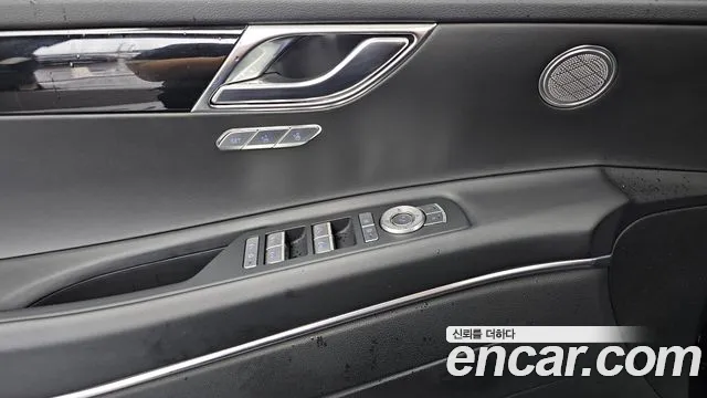 Genesis GV80 2.5T Бензин 2WD — Фото автомобиля 23