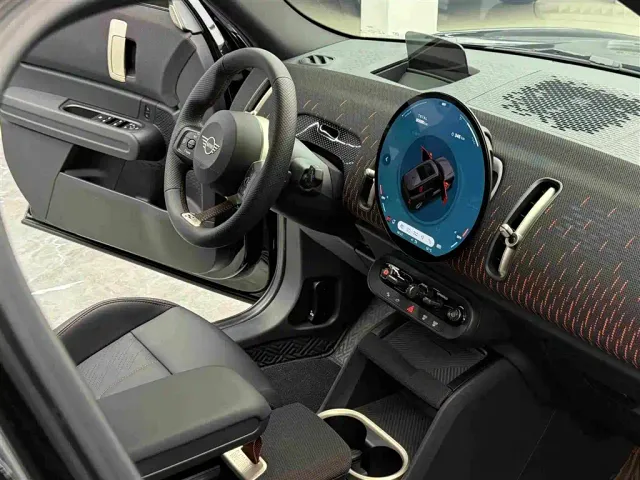 MINI JCW COUNTRYMAN — Фото автомобиля 12