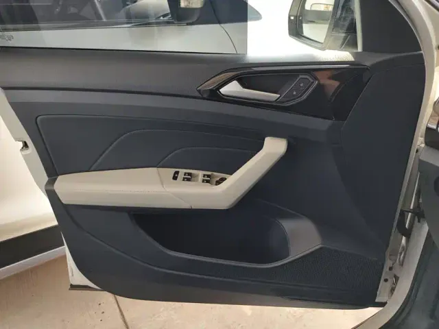 Volkswagen Tharu — Фото автомобиля 7
