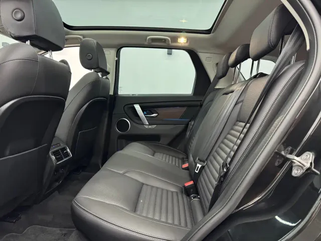 Land Rover Discovery Sport — Фото автомобиля 5