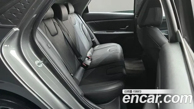 Hyundai Avante — Фото автомобиля 11