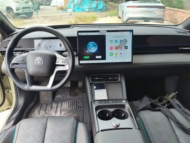 BYD Qin L — Фото автомобиля 9