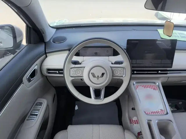Wuling Bingo S — Фото автомобиля 10