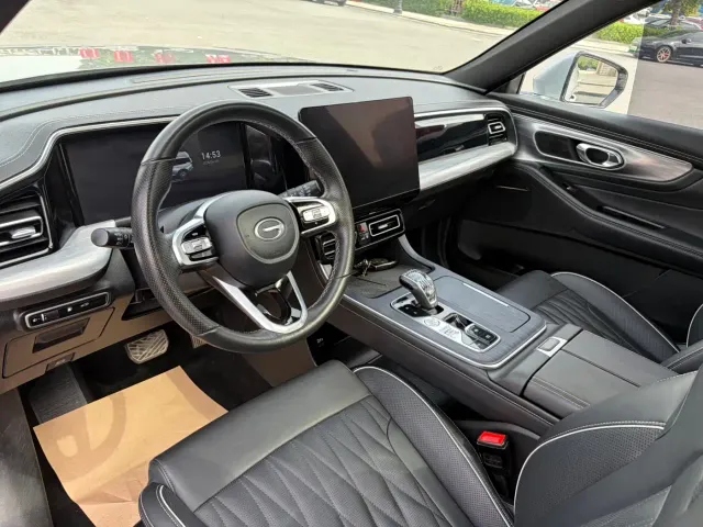 GAC Trumpchi GS8 — Фото автомобиля 6
