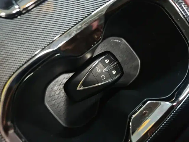 Changan Oushang X5 — Фото автомобиля 8