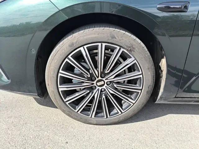 Geely Galaxy Xingyao 8 — Фото автомобиля 22