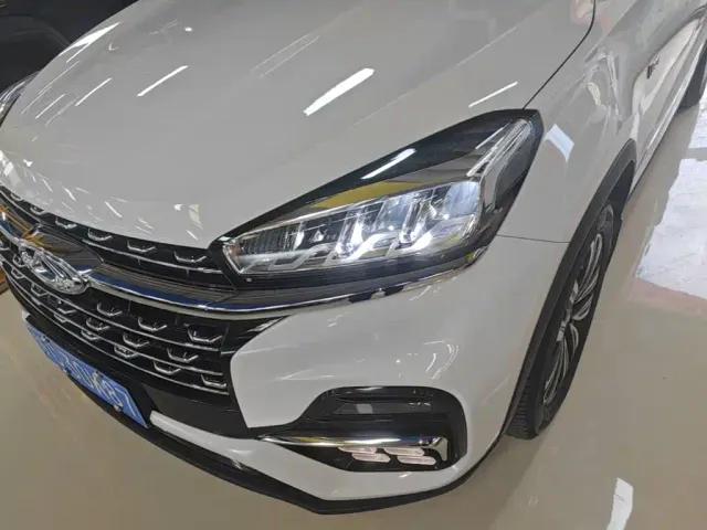 Chery Tiggo 8 — Фото автомобиля 23