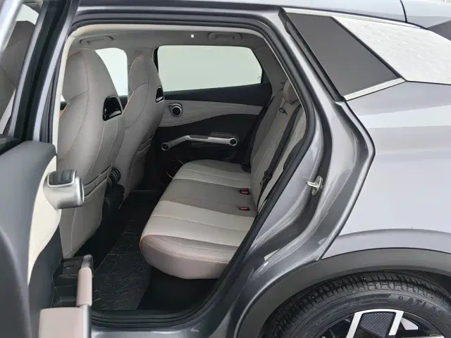 BYD Yuan PLUS — Фото автомобиля 15