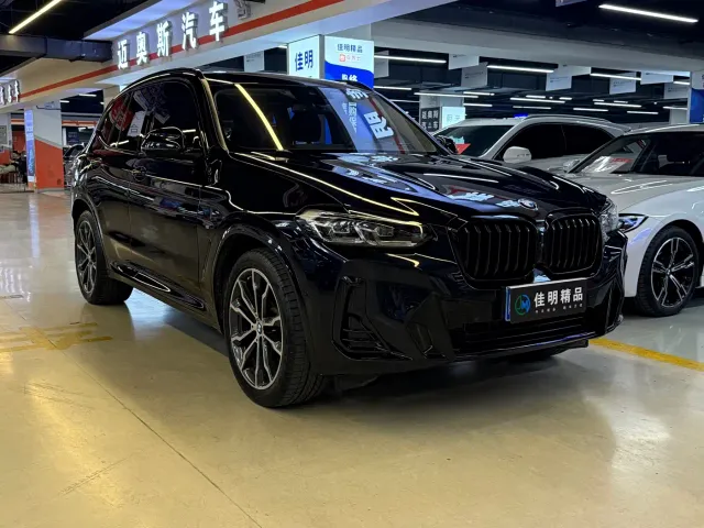 BMW X3 — Фото автомобиля 3