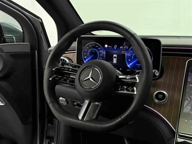 Mercedes-Benz EQE SUV — Фото автомобиля 7