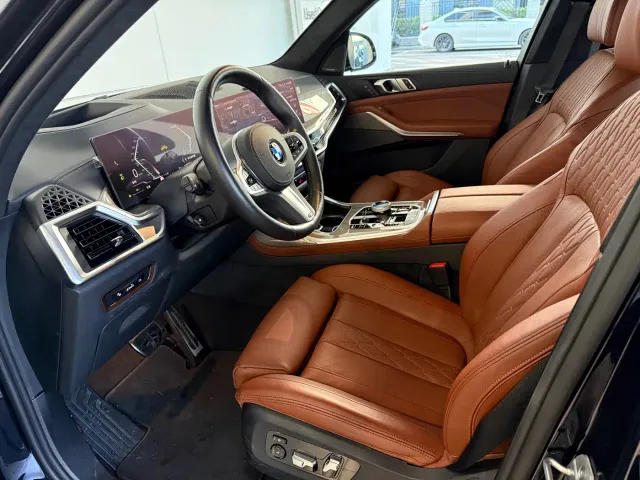 BMW X7 — Фото автомобиля 6