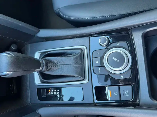 Mazda CX-4 — Фото автомобиля 17