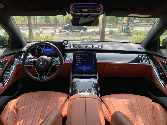 Mercedes-Benz S-Class — Фото автомобиля 5