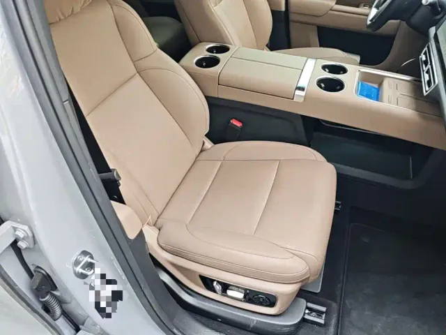 Li Auto L9 — Фото автомобиля 24