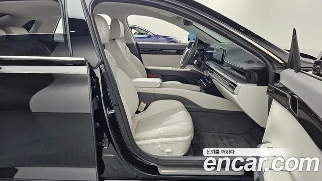 Hyundai Grandeur GN7 — Фото автомобиля 16